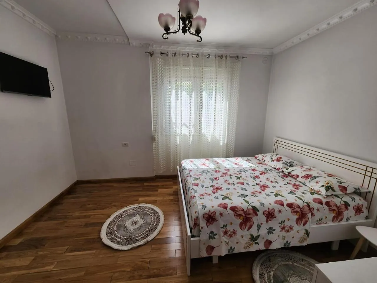 Private Room On A Shared Apartament Near Durres Beach 0*,