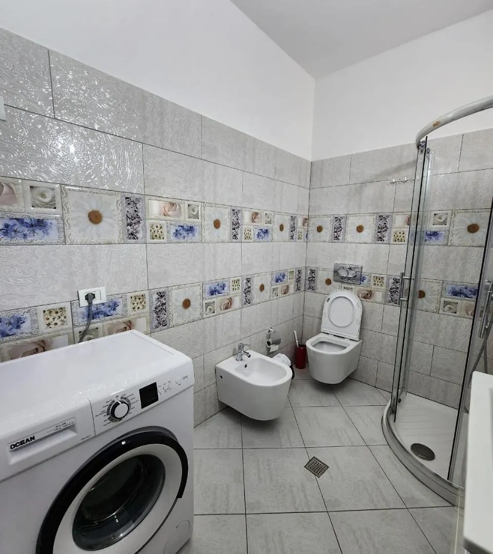 Private Room On A Shared Apartament Near Durres Beach Privat bolig