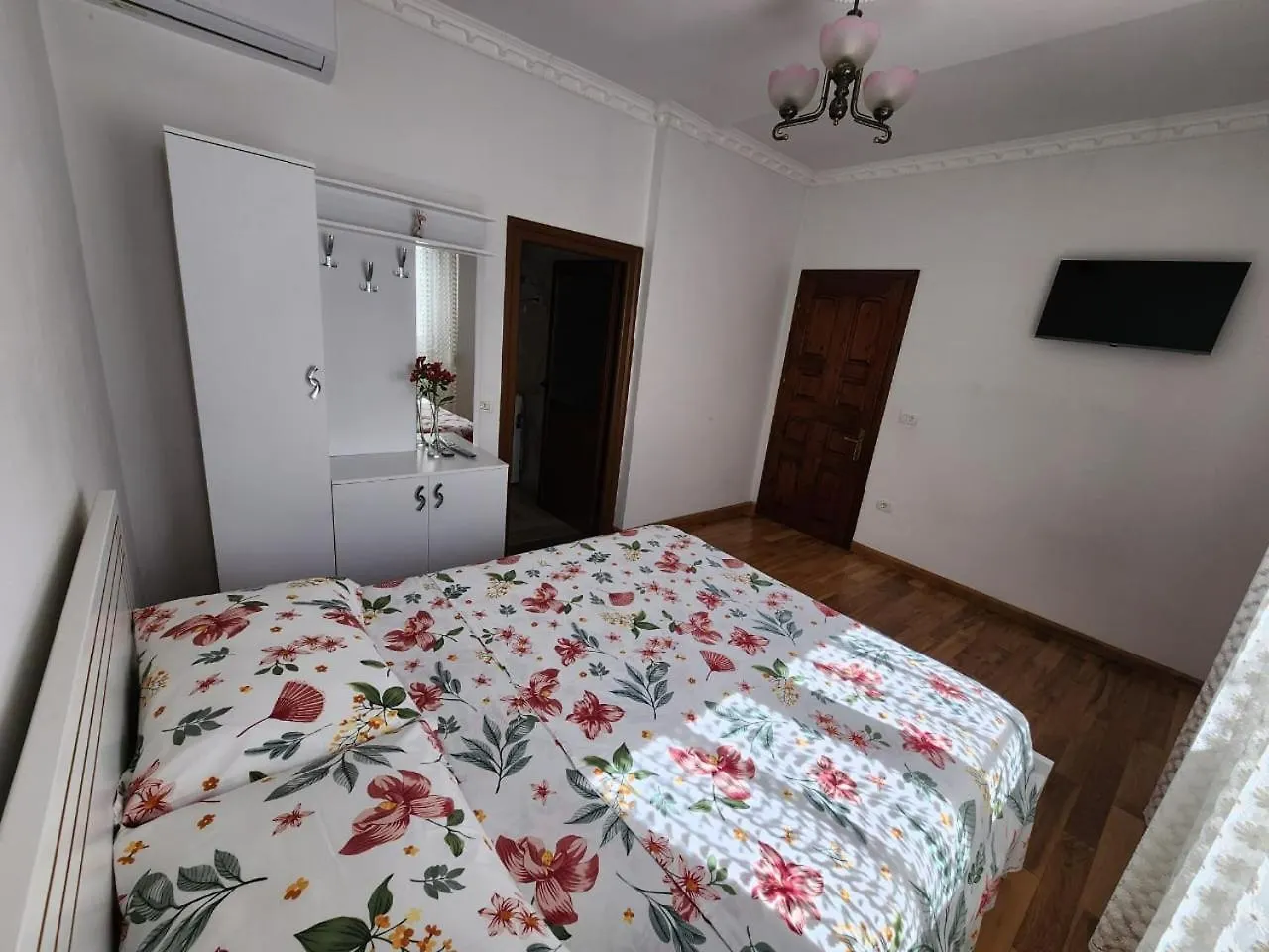 Private Room On A Shared Apartament Near Durres Beach